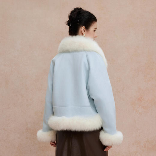 QP602斯尔丽2025冬季新款狐狸毛内胆鹅绒保暖轻薄短款廓形时尚减龄皮草 商品图6