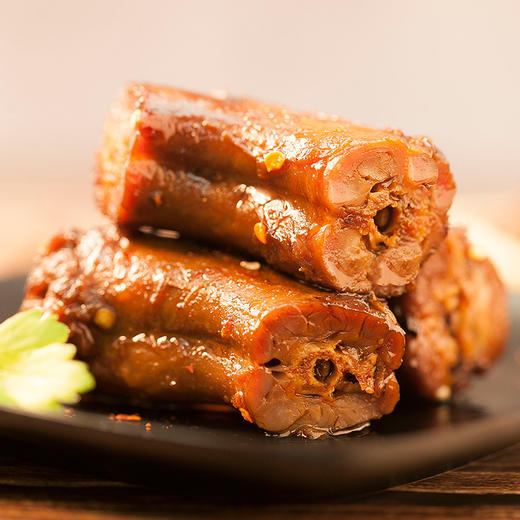 【门店同款】香辣鸭脖230g盒装 现做现发微辣口味 卤味零食小吃休闲食品湖北特产 商品图5
