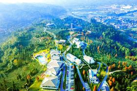 【茶海泡汤度假·洪雅青杠坪茶客空间】￥299起享住宿套餐，含早+汤池体验等，周末元旦不加价，冬日出逃计划安排！