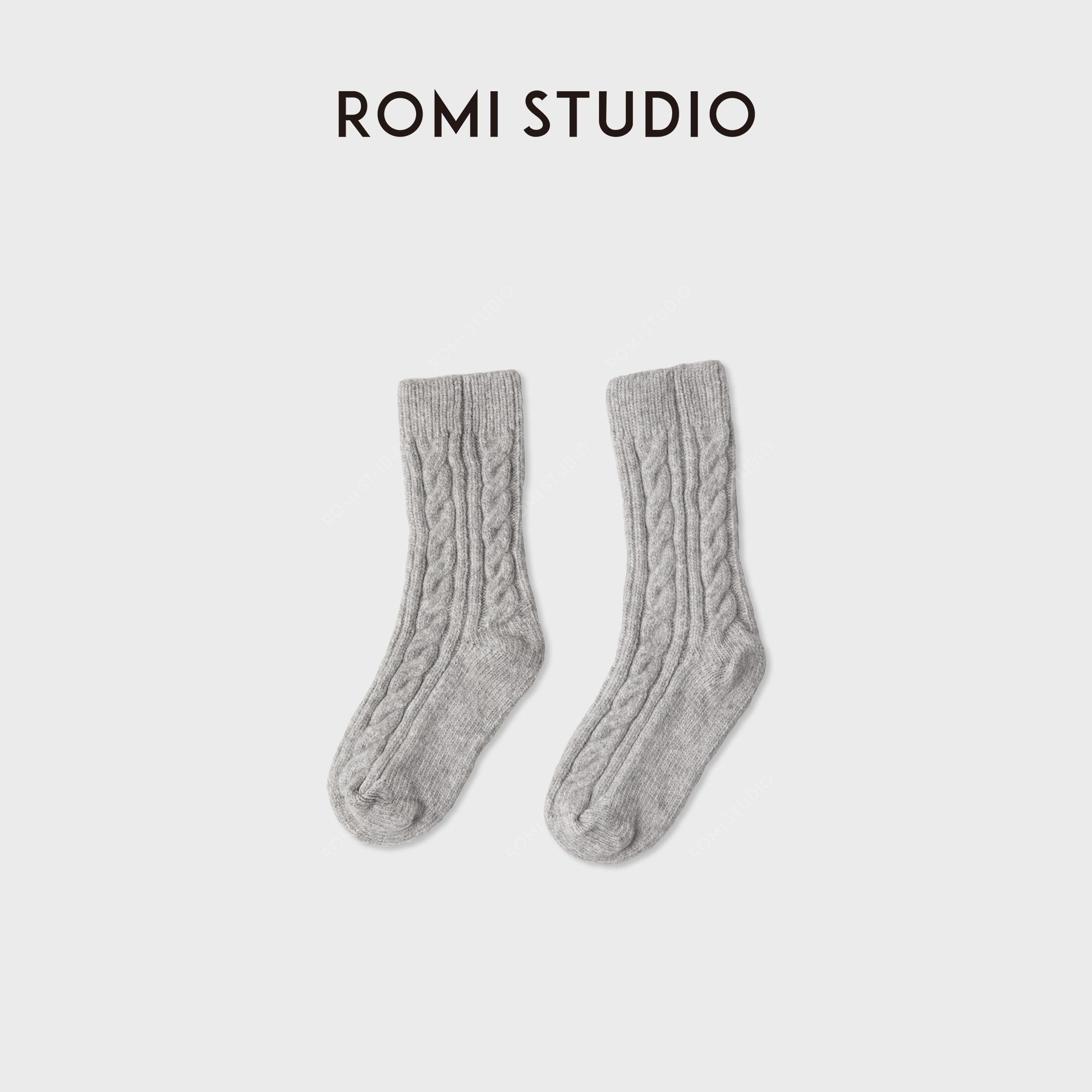 ROMI STUDIO“针织羊毛袜”复古麻花纹腈纶混纺中筒袜子 RWCWP35892