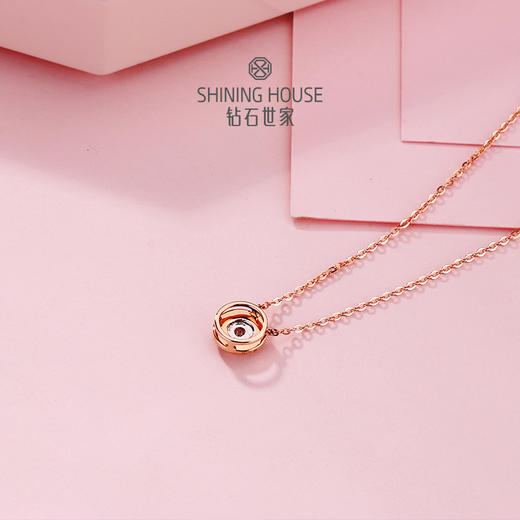 【甄选钻饰】【专享】钻石世家 18K金钻项链 泡泡之恋系列钻饰项链 商品图6