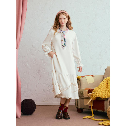 两三事 素笺束梦 2025冬季新款复古印花领带木耳边裙摆连衣裙长裙 商品图1