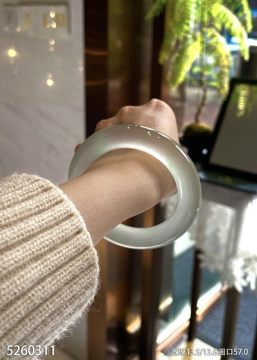 手镯【5260311】圈口57。具体价格微信咨询 商品图4