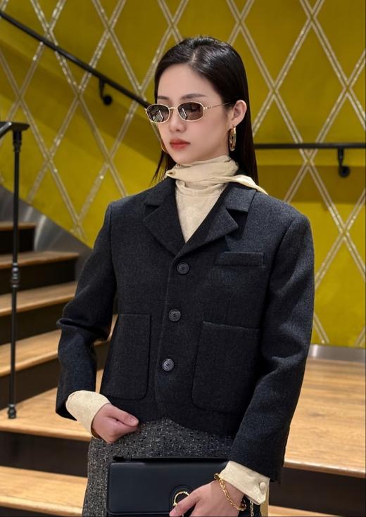 女款短款西装外套hu012 商品图2