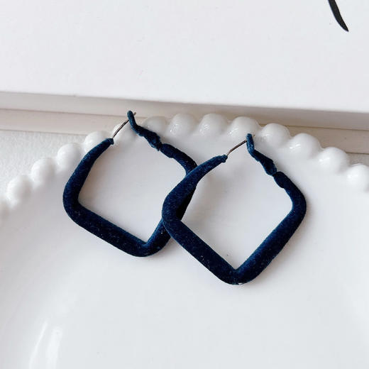 秋冬咖色耳环耳圈女人味素圈耳饰女耳钉方圆脸耳圈-纪念日百货门店同款168143646 商品图4