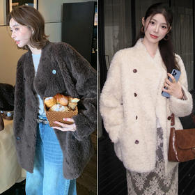 品牌直发~【AUChris双排扣100%羊剪绒真毛外套ACW2579 】一件就足够御寒！圣诞、年会、过年的"战衣"WD