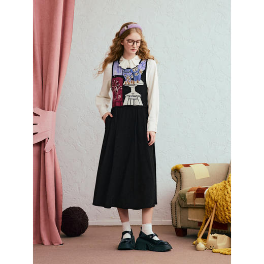 两三事 夜曲留白 2025冬季新款复古油画图案毛织无袖背心裙连衣裙 商品图3