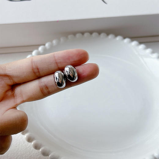 清冷高级韩系豆豆耳钉银针耳环-纪念日百货门店同款162243312 商品图2