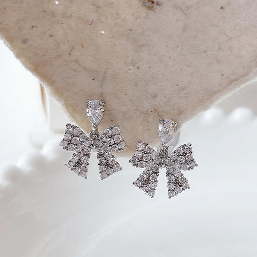 水钻蝴蝶结耳环女轻奢复古气质满钻耳夹-纪念日百货门店同款167750807 商品图2