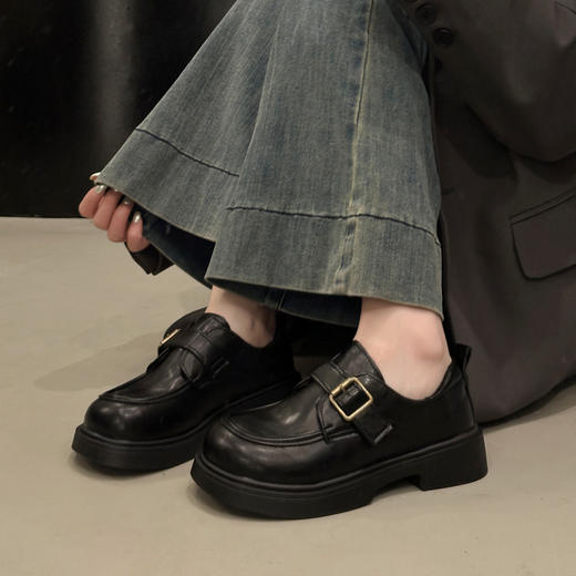 【YW】无忧购英伦风加绒小皮鞋女一脚蹬复古学院风百搭厚底乐福鞋5801#（截单后3-5天发货） 商品图6
