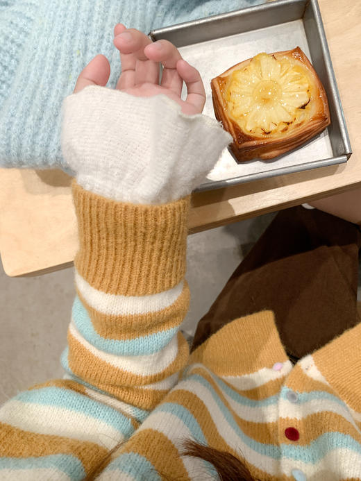 <曾小咸推荐> 现货秒杀！微信超特价！咖色条纹短款毛衣开衫 日常189.99 立减100 秒杀89.99！ 商品图10