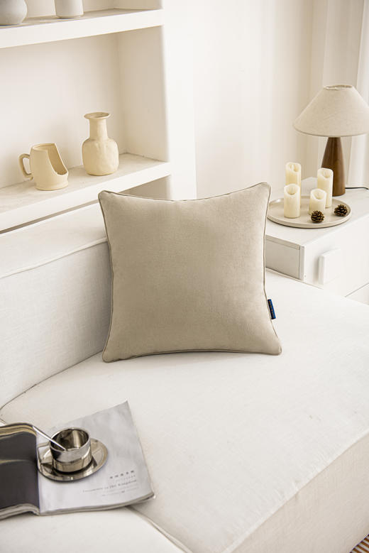 罗莱软装 年华奶茶色抱枕 45*45cm 商品图0