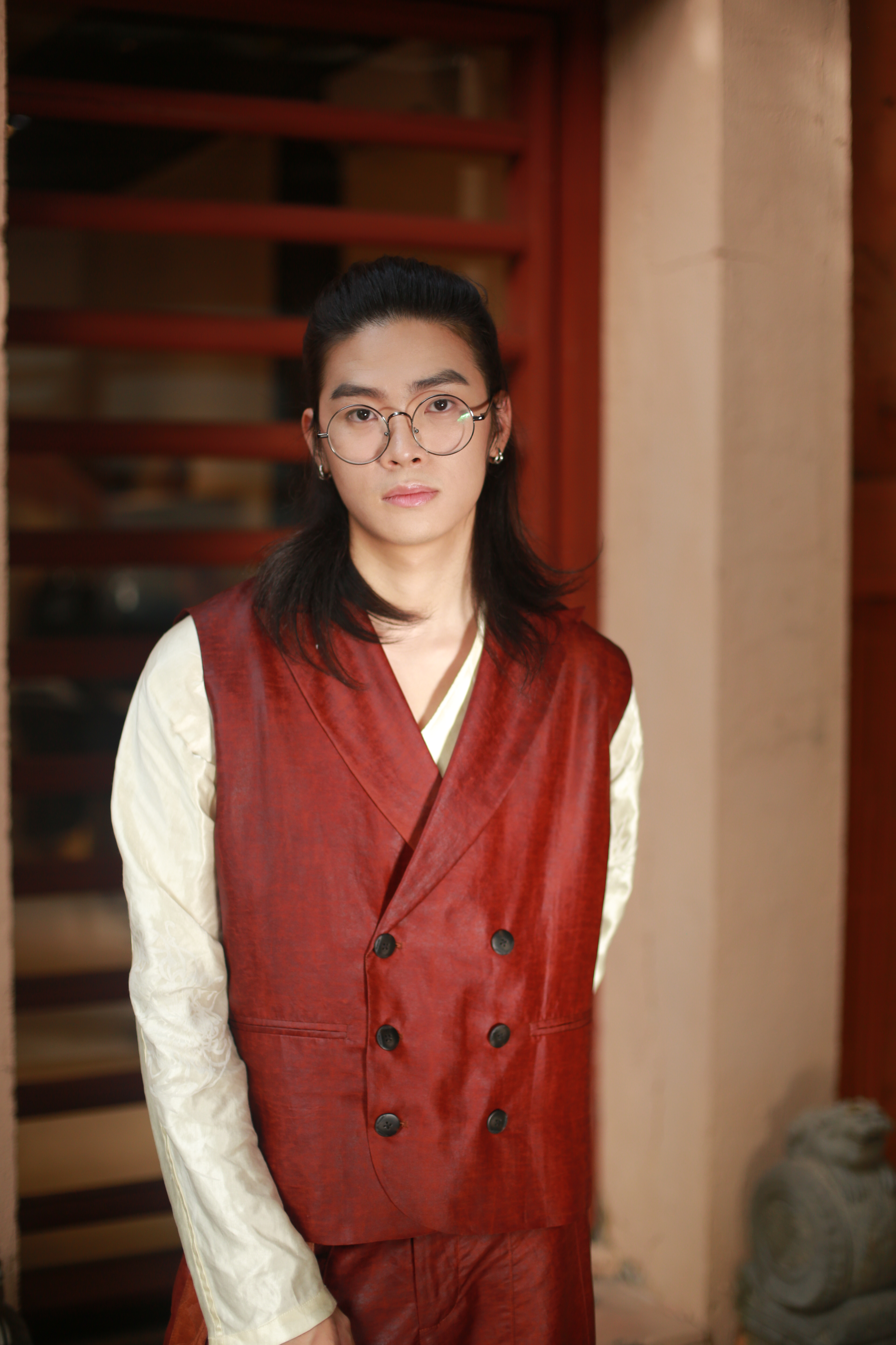 漫物记平板红云纱翻领马甲mwj-M305