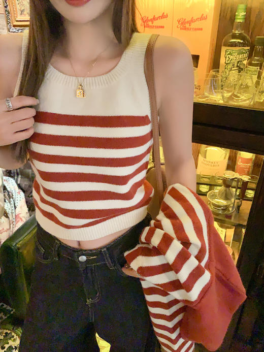<曾小咸推荐>现货秒杀！微信超特价！红色条纹针织开衫 日常189.99 立减100 秒杀89.99！红条纹背心秒杀59.99！ 商品图10
