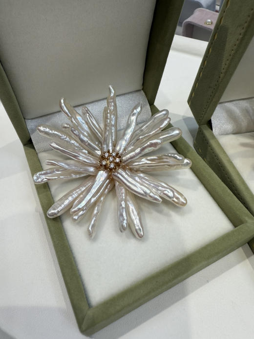 超级美貌 三天发 巴洛克海葵花珍珠胸针 三层 琵琶珠 重工胸针 商品图8