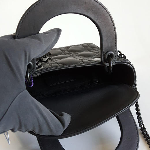 【95新】Dior迪奥LADY DIOR系列磨砂黑三格戴妃手提单肩包女士261125NJS03 商品图7