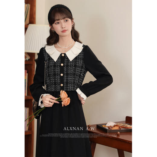 鹿向南《赫拉小姐》法式小香风娃娃领连衣裙秋冬季超好看时尚裙子 商品图0