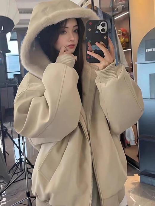 D112924美式复古荔枝纹水貂绒座山雕连帽棉服 商品图5