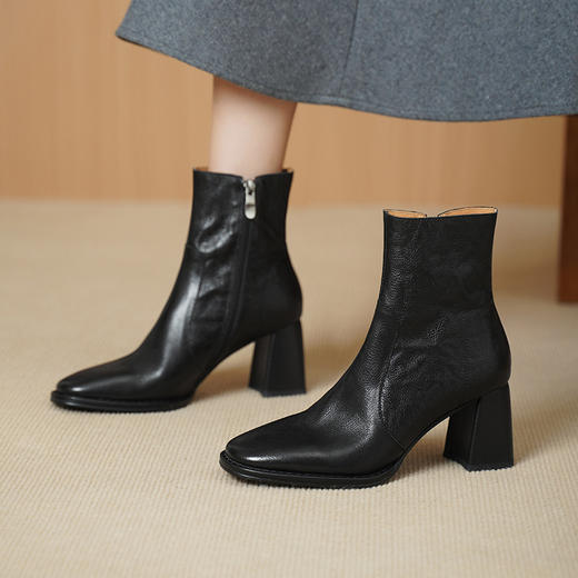 【预售5天】复古棕色高跟短靴小个子显高大码显瘦时装靴女秋冬侧拉链方头短靴08-51 商品图0