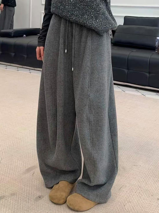 【YW】无忧购慵懒风奶芙绒复合澳羊绒抽绳垂感云朵弯刀裤 25389#（截单后3-5天发货) 商品图7