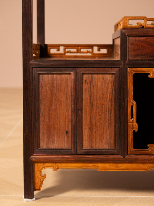 二十世纪	紫檀嵌黄花梨多宝格摆件（一对） 商品图2