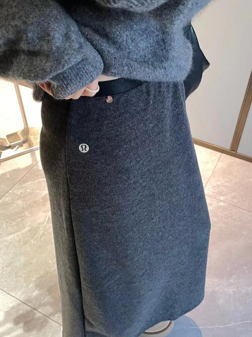 D112902极简A版高腰设计一体复合绒半身裙 商品图5