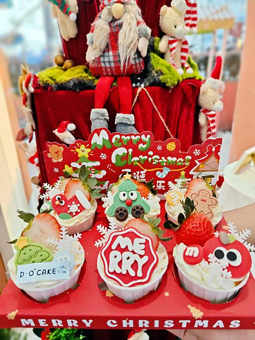“圣诞cake 礼盒”奶油水果夹心 提前5小时预定 商品图0