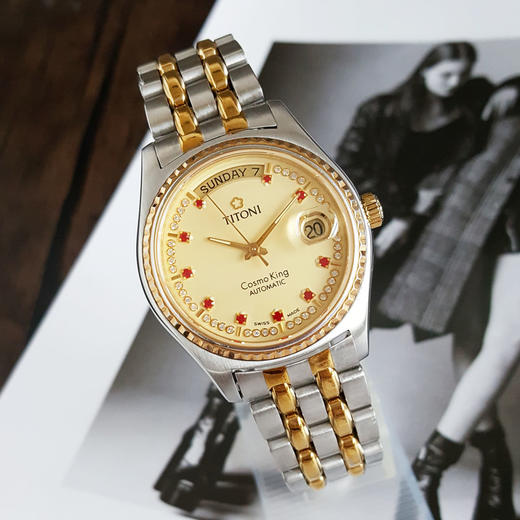 【95新】TITONI 梅花777自动机械机芯日期、星期显示38MM（男款）COSMO KING系列精钢镀金201125TJ17 商品图3