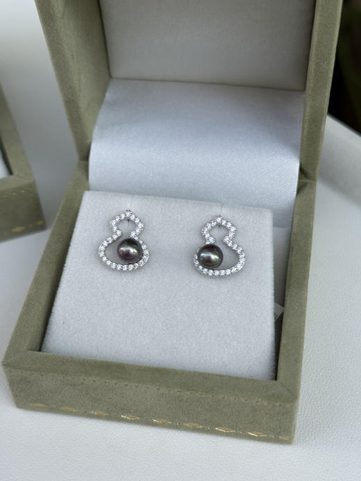 自留 色标级 5-6mm极光无暇 炫紫珍珠 纯银高碳钻 葫芦耳钉 商品图7