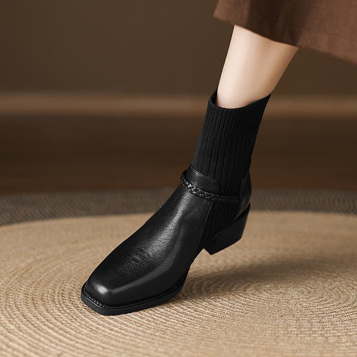 【预售5天】真皮短靴新款中跟针织弹力袜子靴方头粗跟显瘦马丁靴LD&7491 商品图0