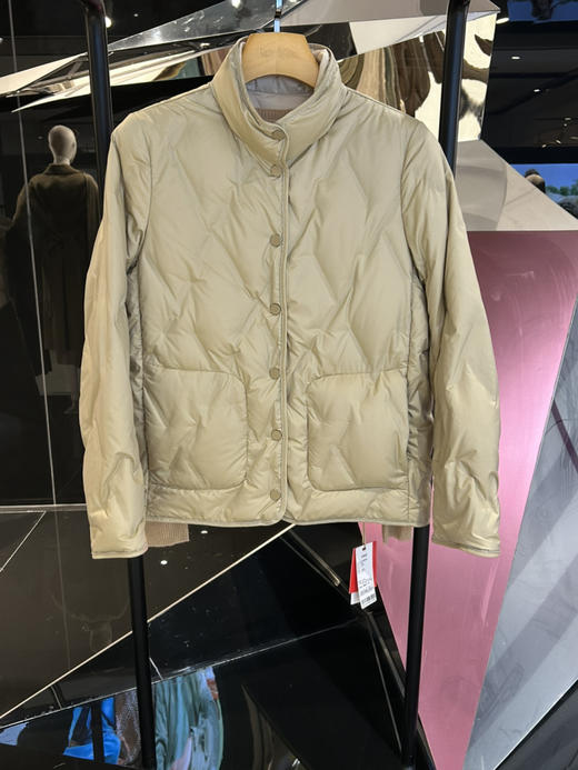 女士短款羽绒服 商品图0