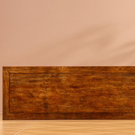 清	黄花梨束腰马蹄腿云纹开窗条桌 商品图1