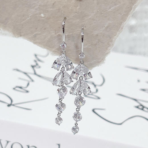 超闪仿锆石流苏耳环轻奢精致小众独特气质耳钉耳钩-纪念日百货门店同款167796389 商品图0