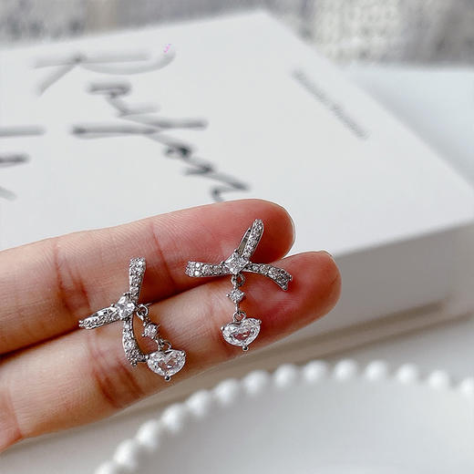 超闪精致蝴蝶结爱心吊坠耳钉女轻奢小众耳饰银针耳环-纪念日百货门店同款166143255 商品图4