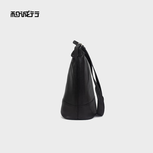 和诚行2025秋冬新款腋下慵懒风推特包简约通勤单肩斜挎包4420179 商品图2
