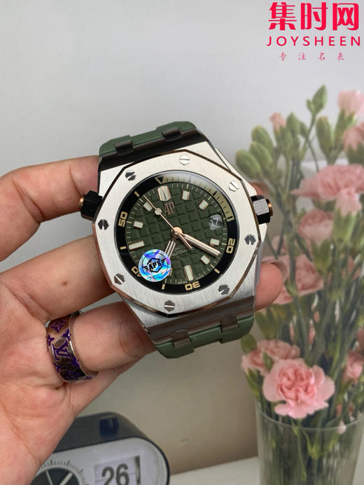 APS爱彼皇家橡树15720ST系列 牛油果绿 男士腕表 搭载全新定制一体机Cal.4308全自动机械机芯，表盘尺寸42x14.2mm, 不惜高成本开发一体机 商品图1