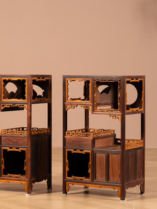 二十世纪	紫檀嵌黄花梨多宝格摆件（一对） 商品图1