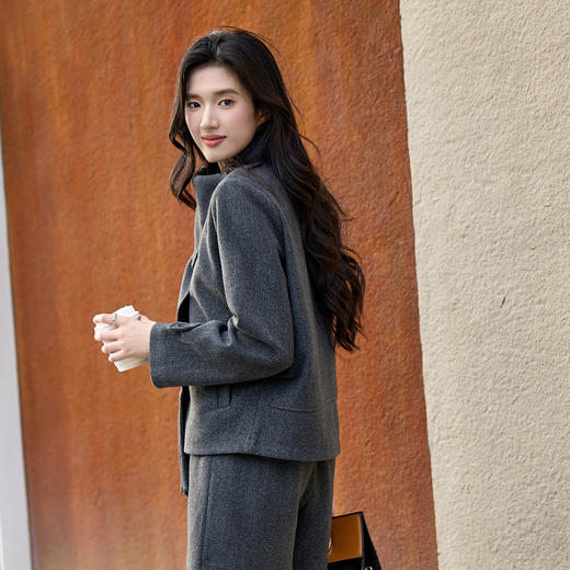 奢姿2025大码女装围巾领毛呢外套胖妹妹遮肉秋冬短款流苏呢子大衣 商品图3