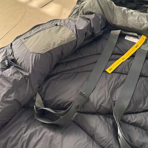 D112925联名款防水尼龙缝线连帽羽绒服外套男女同款 商品图8