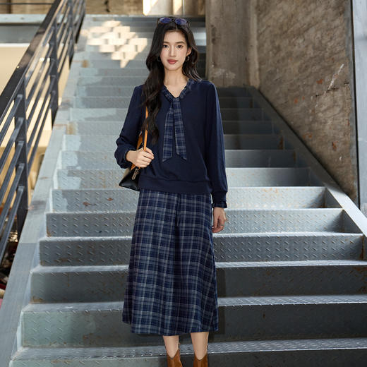 奢姿大码女装2025秋季减龄蝴蝶结格纹两件套胖妹妹V领时尚套装9953994372 商品图4