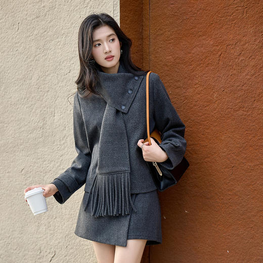 奢姿2025大码女装围巾领毛呢外套胖妹妹遮肉秋冬短款流苏呢子大衣 商品图1
