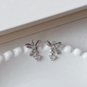 超闪精致蝴蝶结爱心吊坠耳钉女轻奢小众耳饰银针耳环-纪念日百货门店同款166143255