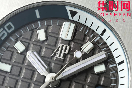 全新升级V2版本 震撼发布 AP爱彼 IPF皇家橡树离岸型系列 快拆功能潜水表—皇家橡树15720ST 水泥灰 男士腕表 商品图3