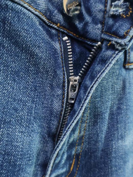 D112919男士水洗背部腰带口袋刺绣休闲牛仔裤 商品图5