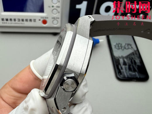 APS爱彼皇家橡树15720ST系列 水泥灰 男士腕表 搭载全新定制一体机Cal.4308全自动机械机芯，表盘尺寸42x14.2mm, 不惜高成本开发一体机 商品图6