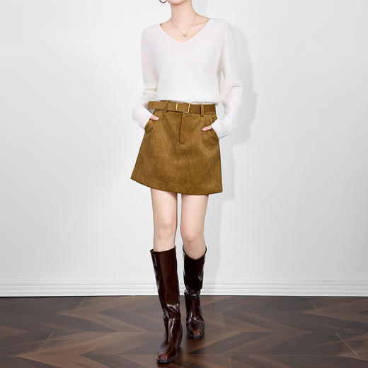 「高货wl」全新升级【铂金会员220/天猫299/差价79】(05638)洛诗琳时髦复古水洗绒半身裙2025秋冬新款高腰显瘦A字短裙 商品图2