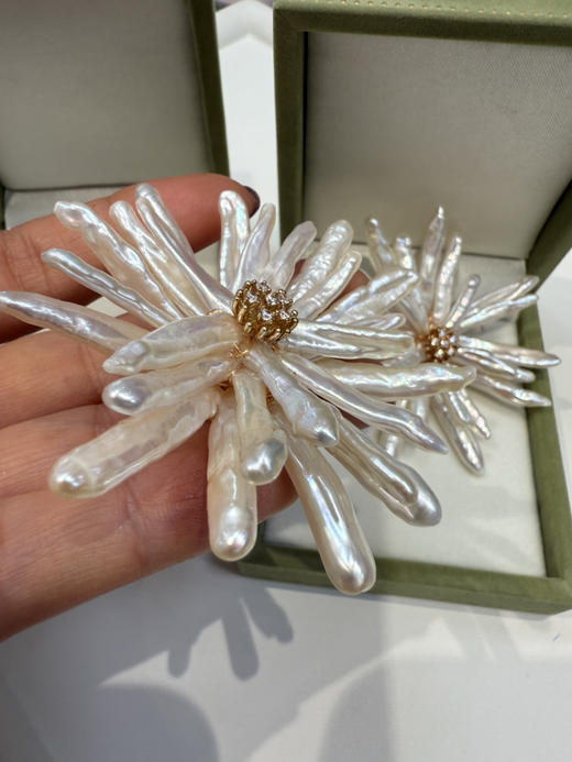 超级美貌 三天发 巴洛克海葵花珍珠胸针 三层 琵琶珠 重工胸针 商品图3