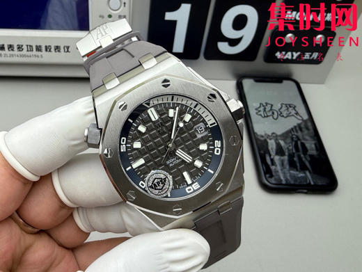 APS爱彼皇家橡树15720ST系列 水泥灰 男士腕表 搭载全新定制一体机Cal.4308全自动机械机芯，表盘尺寸42x14.2mm, 不惜高成本开发一体机 商品图1