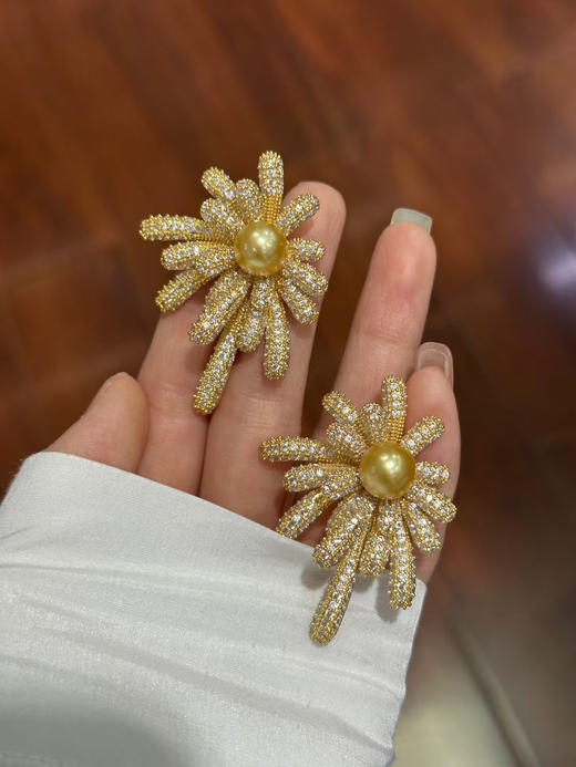 烟花易冷 而金珠烟花胸针不会 高端南洋金珠 烟花胸针 商品图5