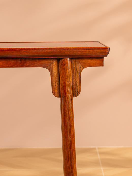 二十世纪	黄花梨镶瘿木夹头榫刀牙板平头案 商品图3